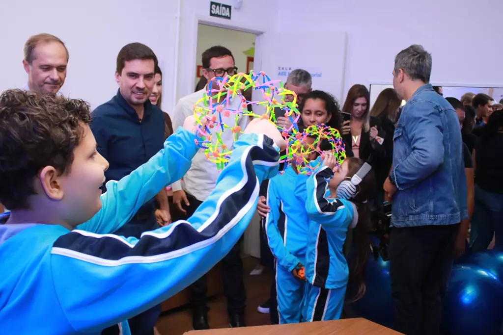 Marília inaugura sala sensorial para alunos com autismo